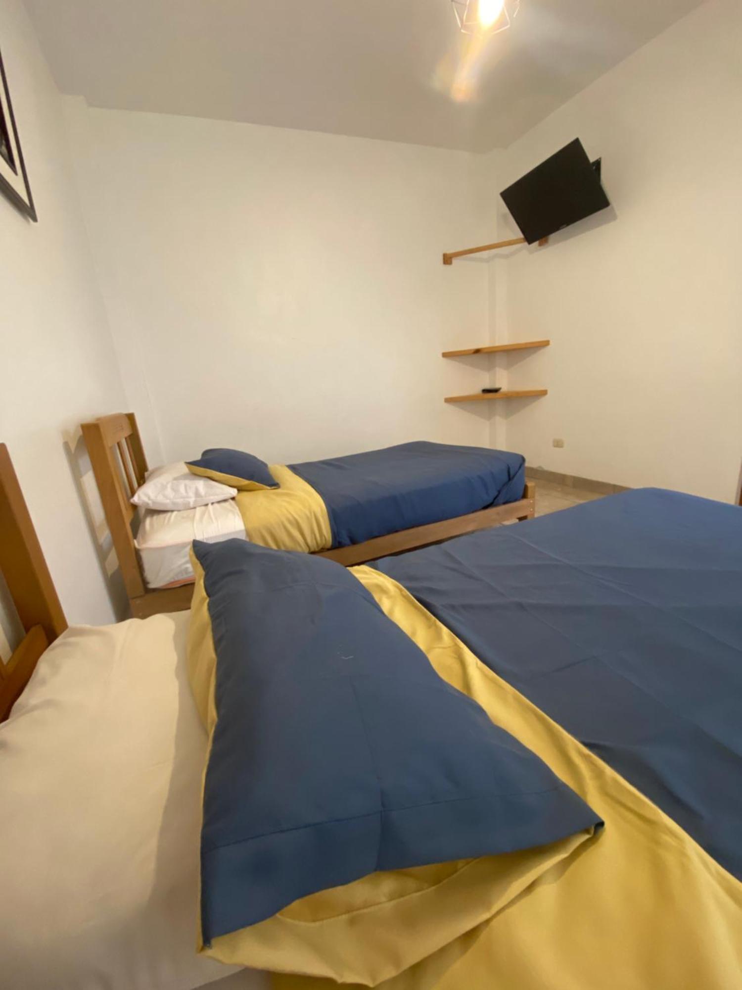 Ravenala Paracas Hostel Екстер'єр фото