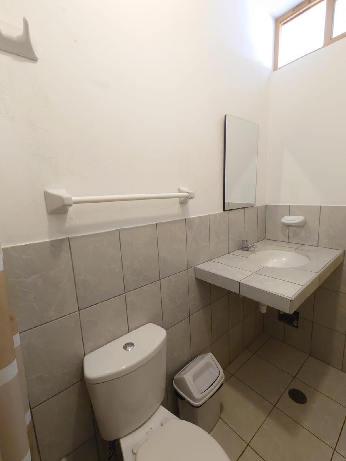 Ravenala Paracas Hostel Екстер'єр фото